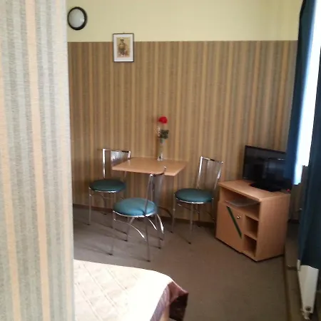 Penzion Max Na Terenie Stacji Mol *