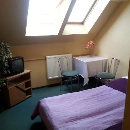 Max Na Terenie Stacji Mol * Radzymin