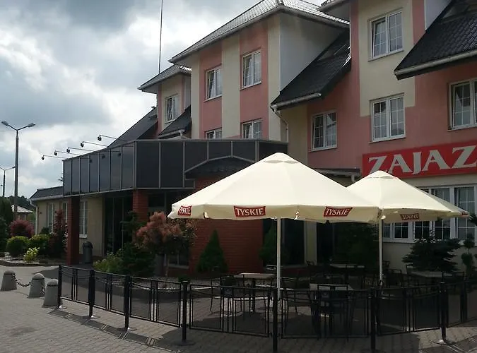 Max Na Terenie Stacji Mol Zajazd Radzymin